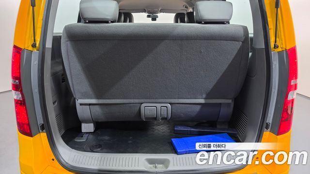 Hyundai Starex 2019 — photo 24