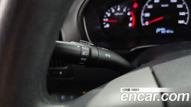 Hyundai Starex 2019 — photo 33