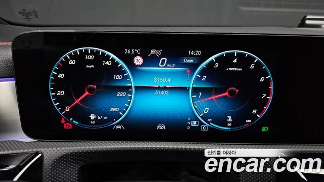 Mercedes-Benz CLA-Class 2023 — photo 11