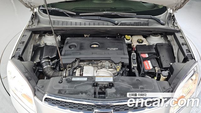 Chevrolet Korea Orlando 2015 — photo 6
