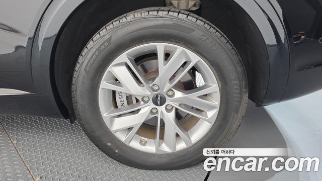 Genesis GV70 2025 — photo 7