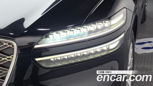 Genesis GV70 2025 — photo 8