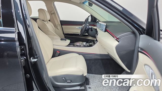 Genesis GV70 2025 — photo 16