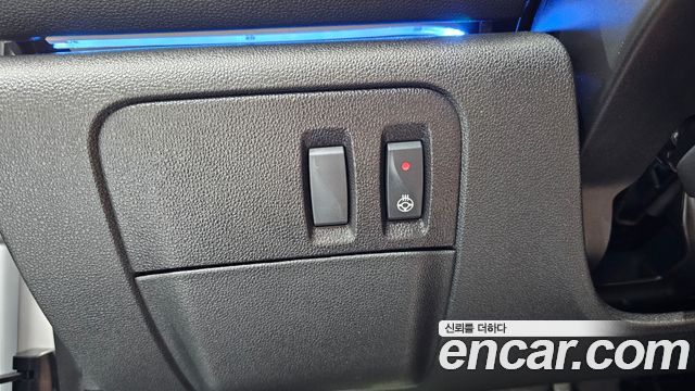 Renault Korea SM6 2024 — photo 23
