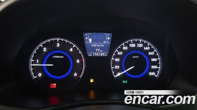 Hyundai Accent 2012 — photo 8