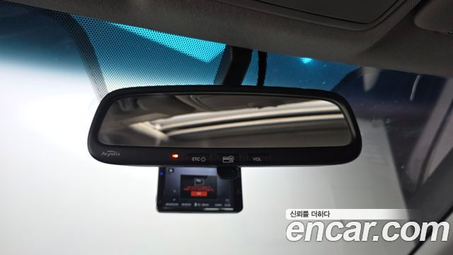 Hyundai Accent 2012 — photo 18