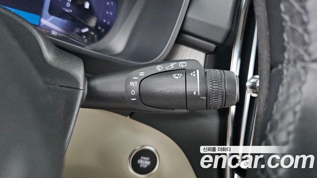 Volvo XC40 2023 — photo 29