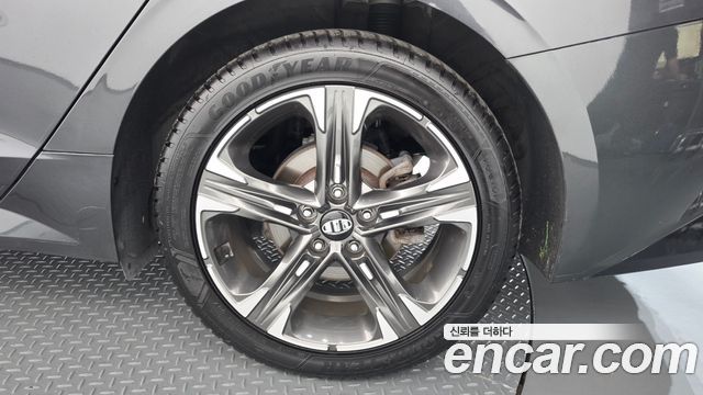 Kia K5 2020 — photo 7