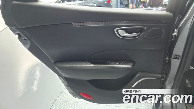 Renault Korea SM6 2016 — photo 15