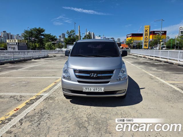 Hyundai Starex 2014 — photo 1