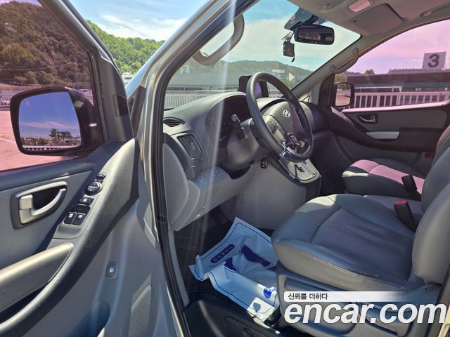 Hyundai Starex 2014 — photo 8