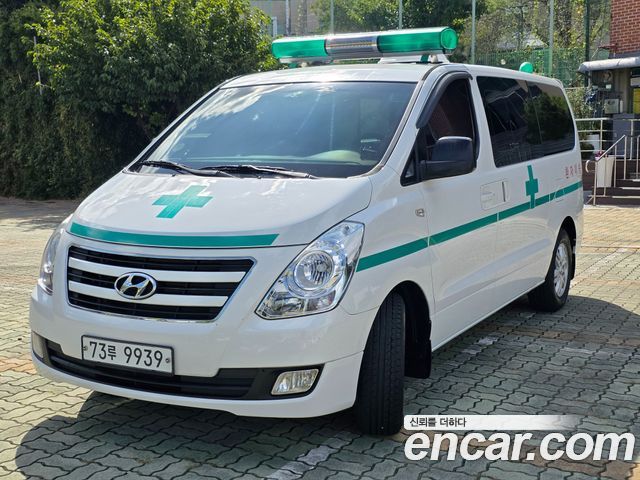 Hyundai Starex 2017 — photo 3