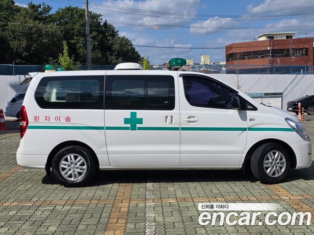 Hyundai Starex 2017 — photo 8