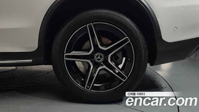 Mercedes-Benz GLC-Class 2020 — photo 7