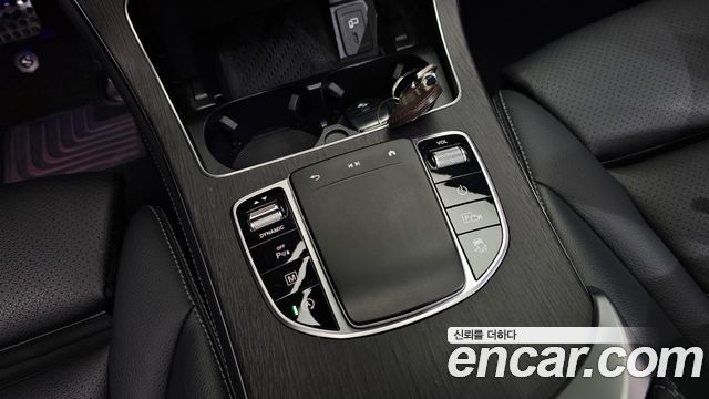 Mercedes-Benz GLC-Class 2020 — photo 34