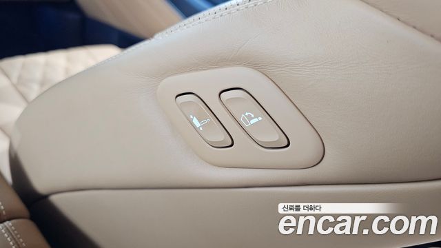 Genesis GV80 2021 — photo 32