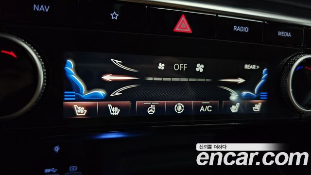 Genesis GV80 2021 — photo 33