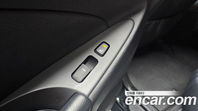 Hyundai Sonata 2014 — photo 25