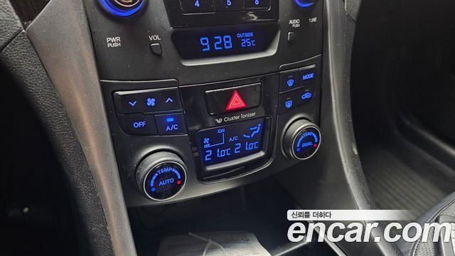 Hyundai Sonata 2014 — photo 32