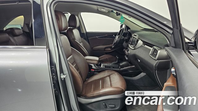 Kia Sorento 2015 — photo 17