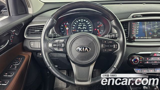 Kia Sorento 2015 — photo 19