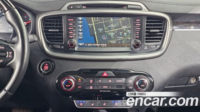 Kia Sorento 2015 — photo 20