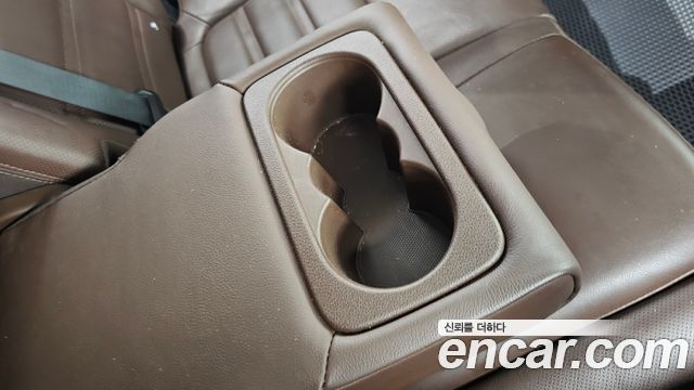 Kia Sorento 2015 — photo 28