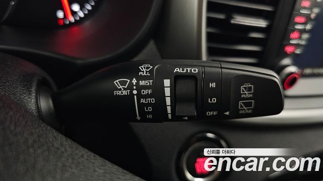 Kia Sorento 2015 — photo 29