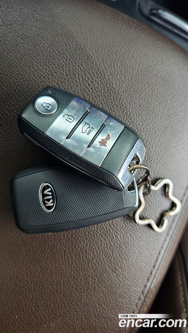 Kia Sorento 2015 — photo 30