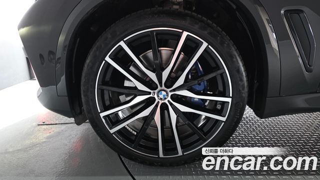 BMW X5 2022 — photo 5