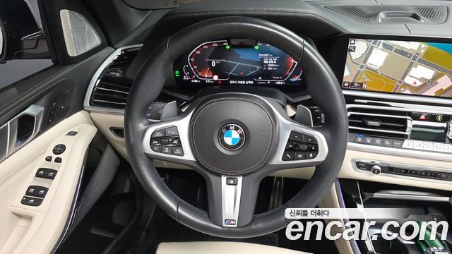 BMW X5 2022 — photo 19