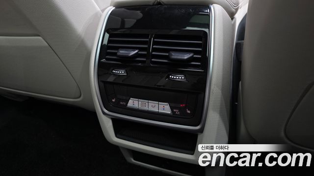 BMW X5 2022 — photo 25