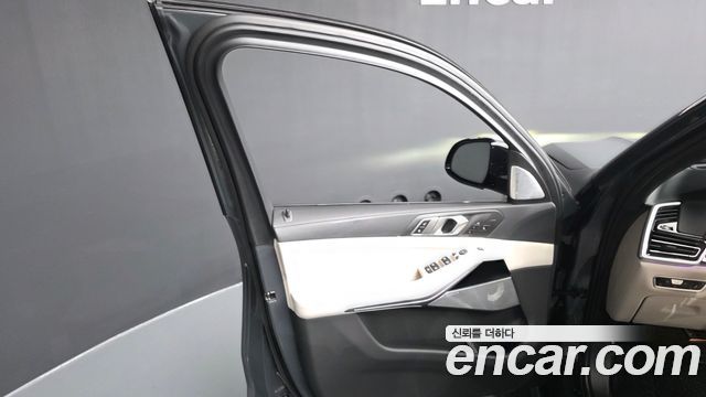 BMW X5 2022 — photo 14