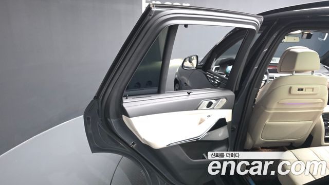 BMW X5 2022 — photo 15