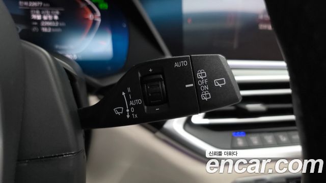 BMW X5 2022 — photo 36