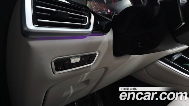 BMW X5 2022 — photo 37