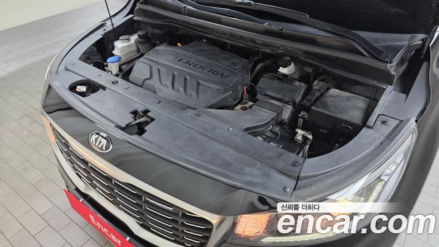 Kia Canival 2019 — photo 6