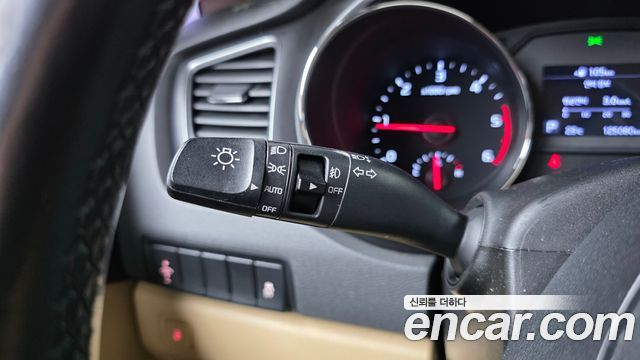Kia Canival 2019 — photo 30