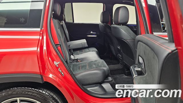 Mercedes-Benz GLB-Class 2021 — photo 17