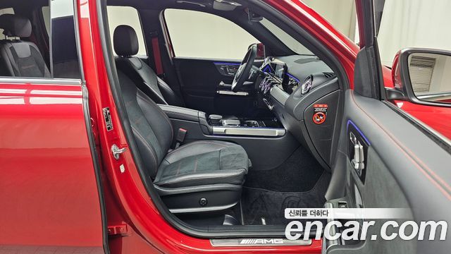 Mercedes-Benz GLB-Class 2021 — photo 16