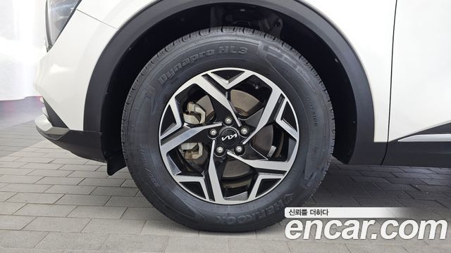 Kia Sportage 2023 — photo 5
