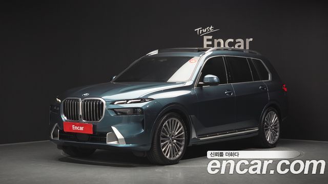 BMW X7 2023 — photo 1