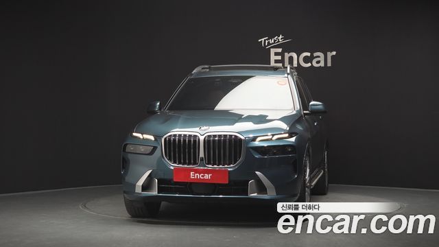 BMW X7 2023 — photo 3