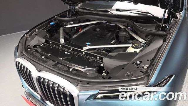 BMW X7 2023 — photo 6
