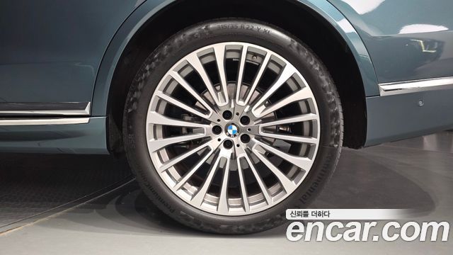 BMW X7 2023 — photo 7