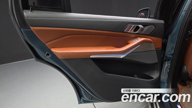 BMW X7 2023 — photo 15