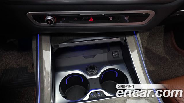 BMW X7 2023 — photo 32