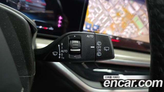 BMW X7 2023 — photo 36