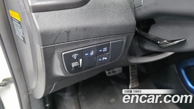 Hyundai Veloster 2016 — photo 28