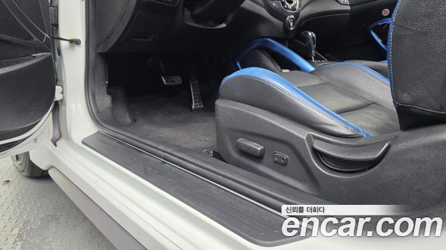 Hyundai Veloster 2016 — photo 31